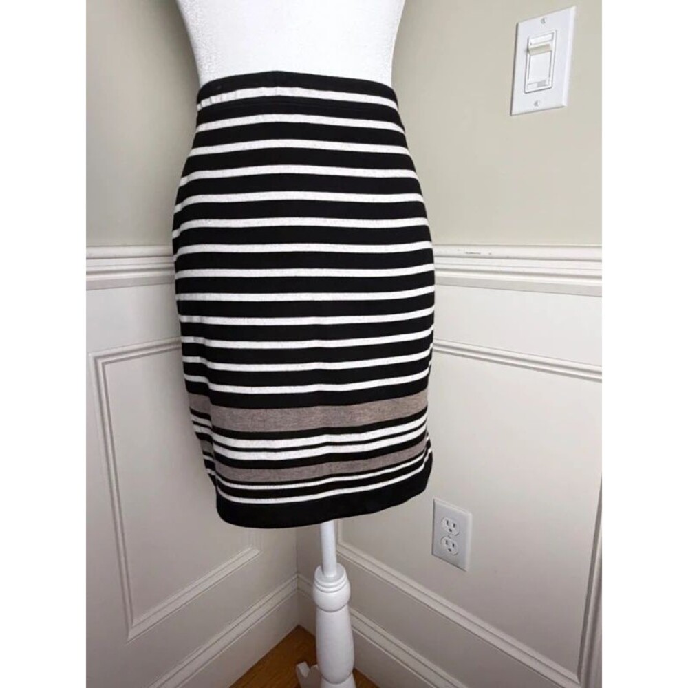 Max Studio Black White Gray Striped Pencil Skirt Size S Stretch
